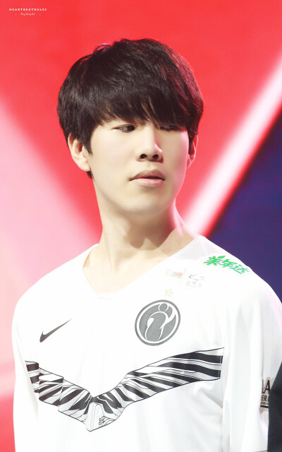 都充满悬念 都充满悬念