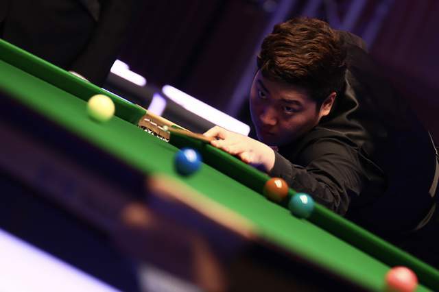 北马其顿的 北马其顿的