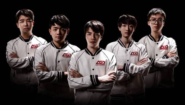 参赛队伍提 参赛队伍提